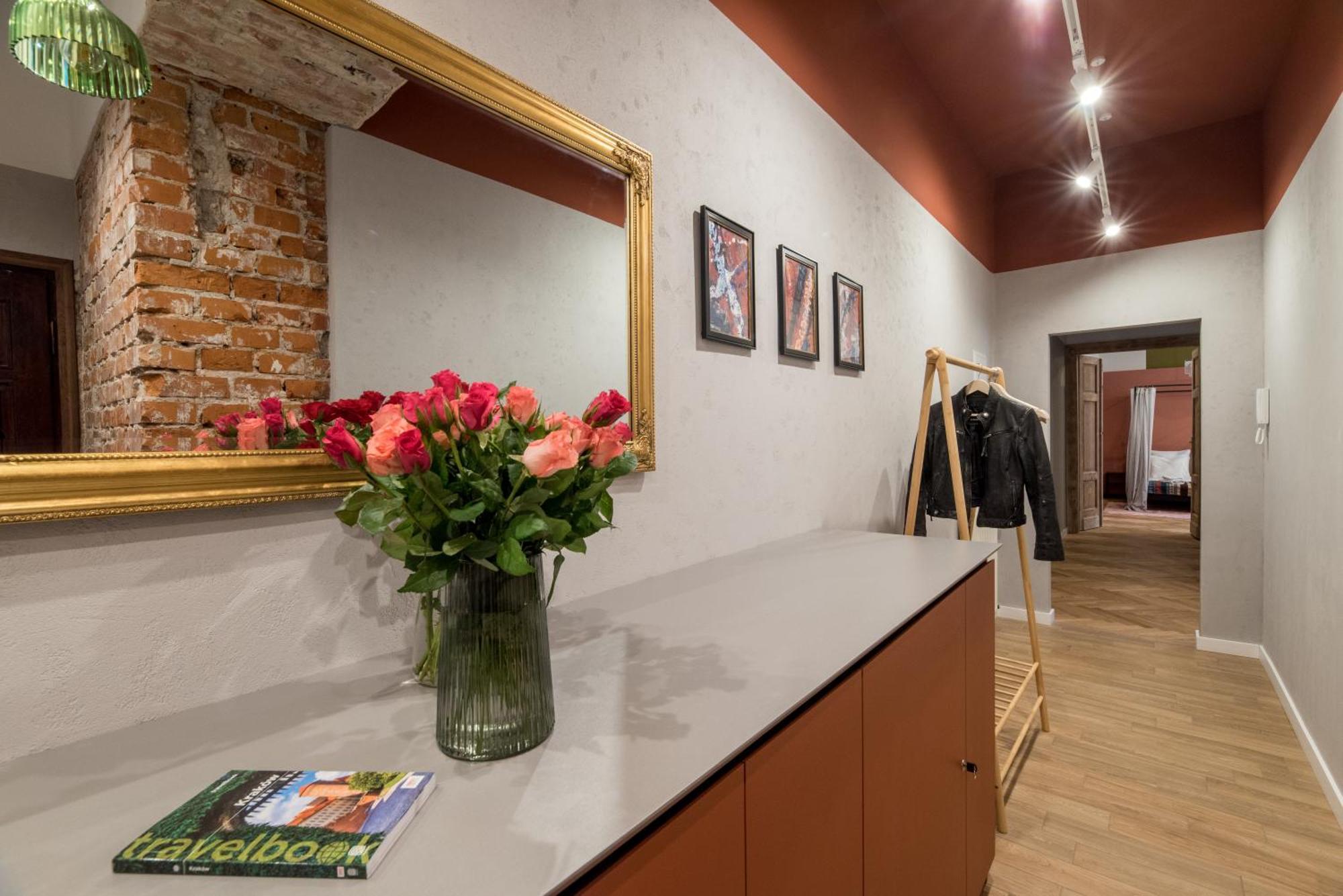 Quiet Luxury On Florianska Apartment คราคูฟ ภายนอก รูปภาพ